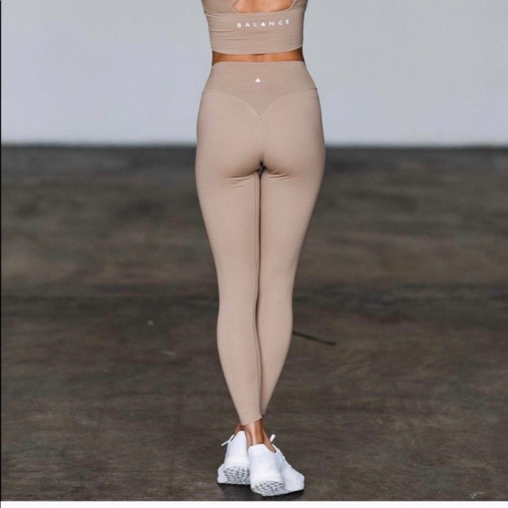 Balance athletica sand leggings